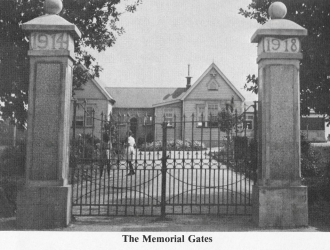 Memorial gates 1960s (2)
